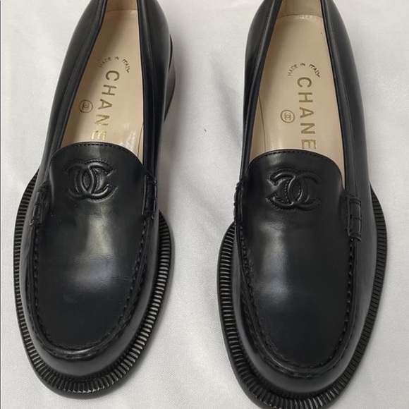DESIGNER ▪️ LOOKING FOR : CHANEL LOAFERS 38.5 - Picture 2 of 5